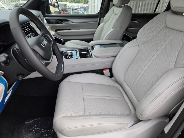 New 2026 Jeep Grand Wagoneer L Limited Altitude 4x4  in ,  22