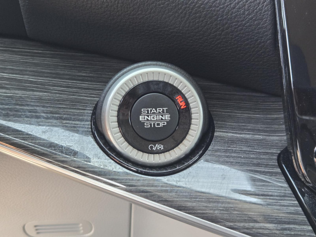 Used 2022 Jeep Wagoneer Series II 4x2  in ,  12