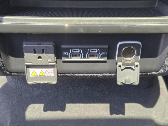 Used 2022 Jeep Wagoneer Series II 4x2  in ,  27