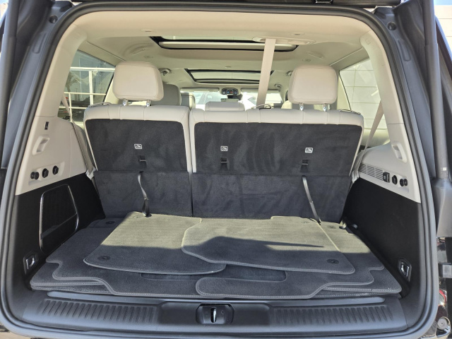 Used 2022 Jeep Wagoneer Series II 4x2  in ,  28