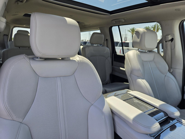 Used 2022 Jeep Wagoneer Series II 4x2  in ,  33