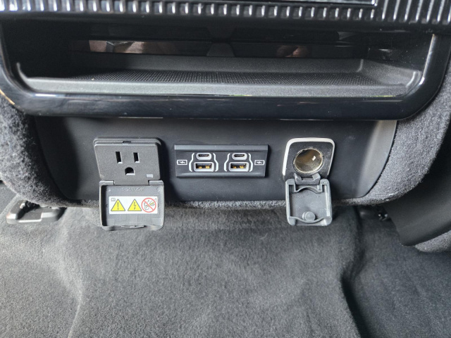 Used 2022 Jeep Wagoneer Series II 4x4  in ,  25