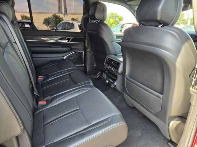 Used 2022 Jeep Wagoneer Series II 4x4  in ,  28