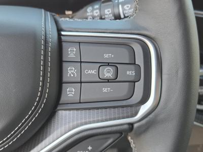 New 2026 Jeep Grand Wagoneer Summit Obsidian 4x4  in ,  18