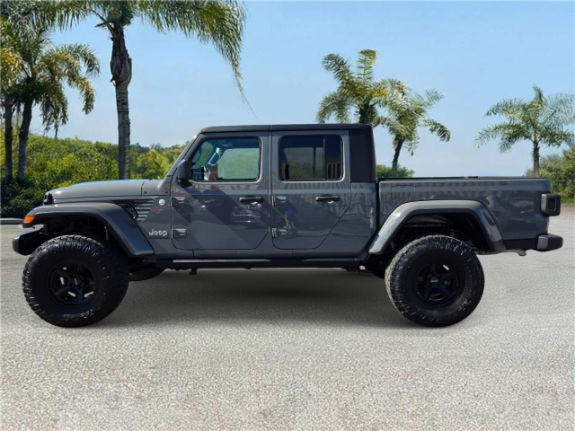 Used 2022 Jeep Gladiator Overland 4x4  in ,  1