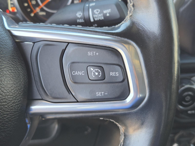 Used 2022 Jeep Gladiator Overland 4x4  in ,  19