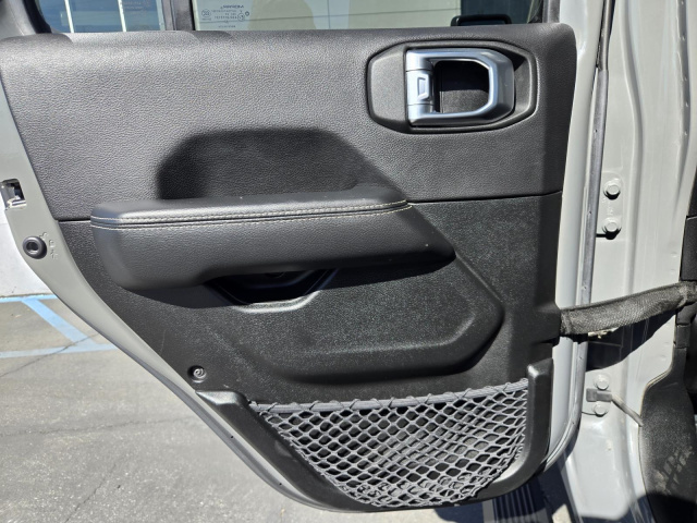 Used 2022 Jeep Gladiator Overland 4x4  in ,  26