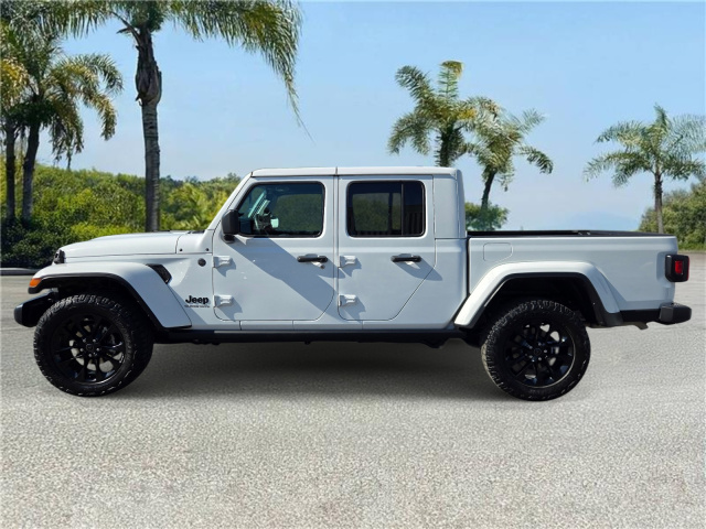 Used 2025 Jeep Gladiator Nighthawk 4x4 *Ltd Avail*  in ,  1