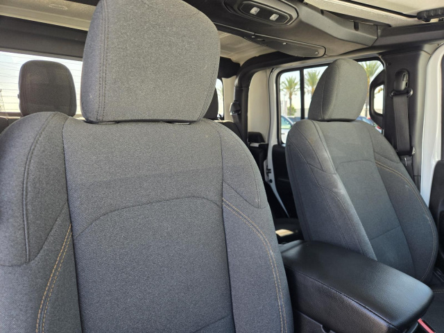 Used 2025 Jeep Gladiator Nighthawk 4x4 *Ltd Avail*  in ,  34