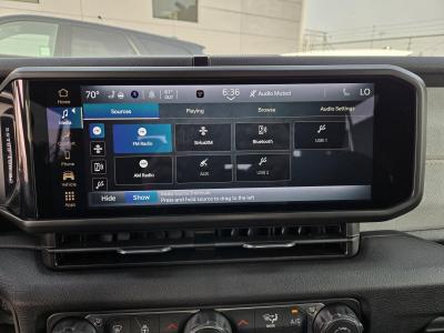 New 2026 Jeep Gladiator Sport S 4x4  in ,  9