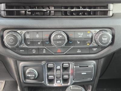 New 2026 Jeep Gladiator Sport S 4x4  in ,  13