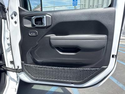 New 2026 Jeep Gladiator Sport S 4x4  in ,  31