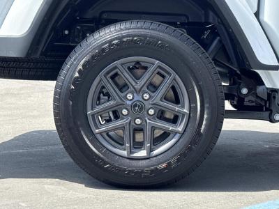 New 2026 Jeep Gladiator Sport S 4x4  in ,  34