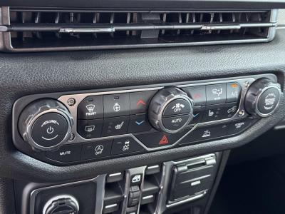New 2026 Jeep Gladiator Sport S 4x4  in ,  15