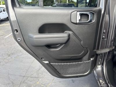 New 2026 Jeep Gladiator Sport S 4x4  in ,  25