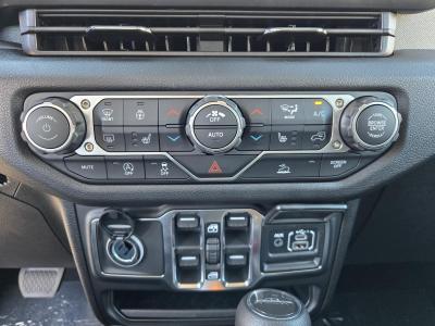 New 2026 Jeep Gladiator Sport S 4x4  in ,  13