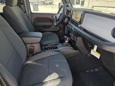 New 2026 Jeep Gladiator Sport S 4x4  in ,  33