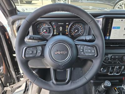 New 2026 Jeep Gladiator 85th Anniversary Edition 4x4  in ,  17