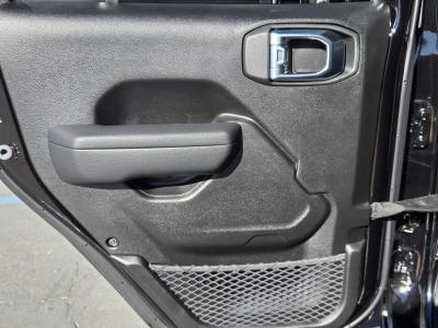 New 2026 Jeep Gladiator Sport S 4x4  in ,  25