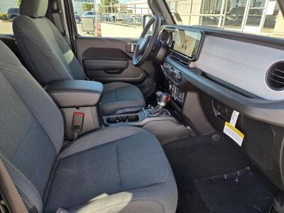 New 2026 Jeep Gladiator Sport S 4x4  in ,  32