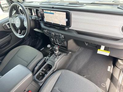 New 2026 Jeep Gladiator Sport S 4x4  in ,  33