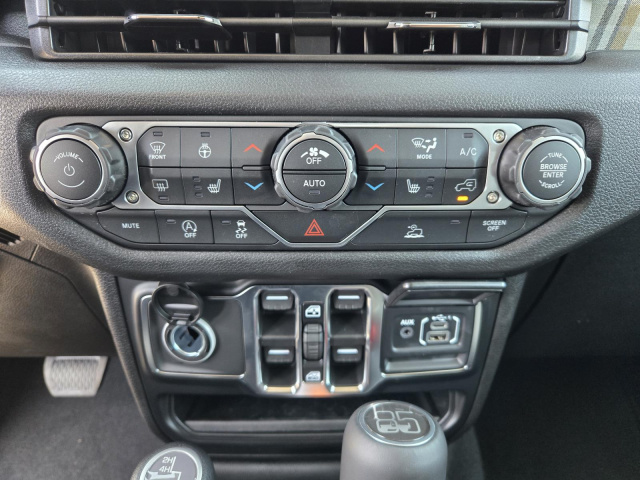 New 2026 Jeep Gladiator 85th Anniversary Edition 4x4  in ,  12