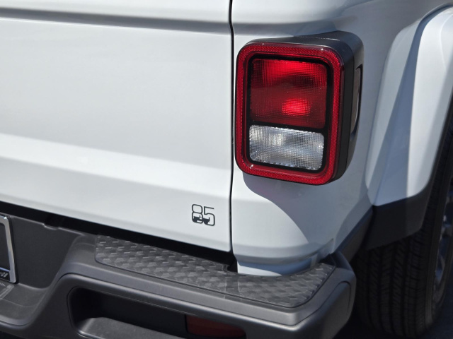 New 2026 Jeep Gladiator 85th Anniversary Edition 4x4  in ,  35