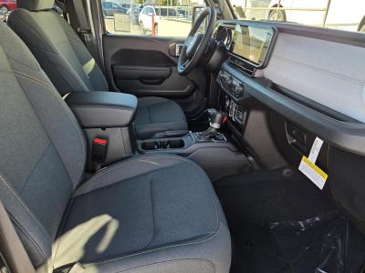 New 2026 Jeep Gladiator Sport S 4x4  in ,  33
