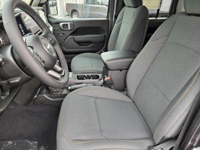 New 2026 Jeep Gladiator Sport S 4x4  in ,  23