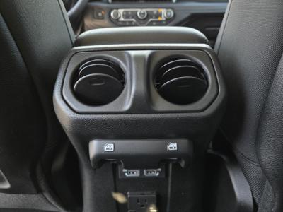 New 2026 Jeep Gladiator Mojave 4x4  in ,  29