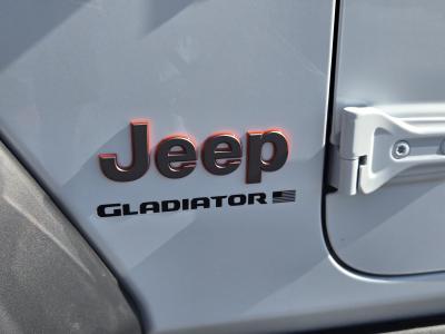 New 2026 Jeep Gladiator Mojave 4x4  in ,  37
