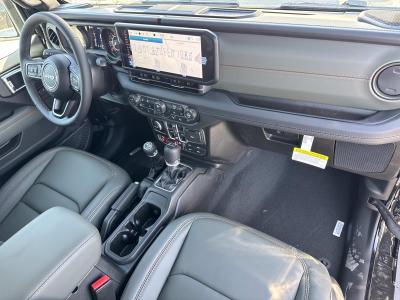 New 2026 Jeep Gladiator Mojave X 4x4  in ,  33