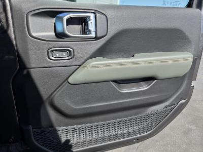 New 2026 Jeep Gladiator Mojave X 4x4  in ,  36