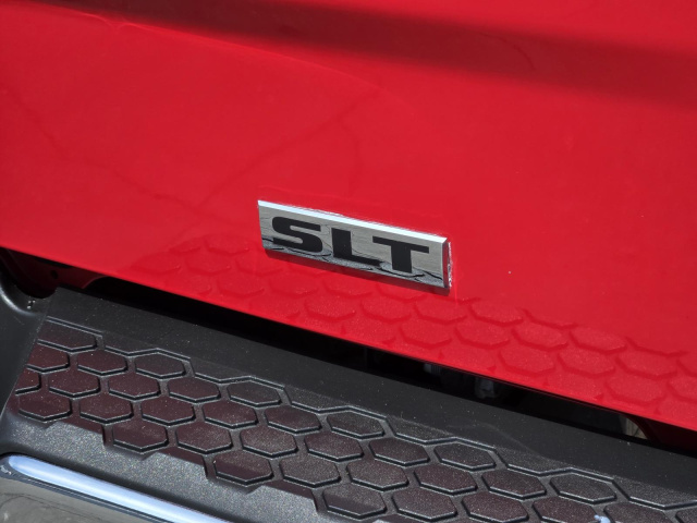 Used 2022 Ram 1500 Classic SLT 4x2 Crew Cab 5'7 Box  in ,  29