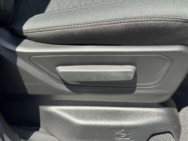 New 2026 Ram 1500 Big Horn 4x2 Crew Cab 5'7 Box  in ,  32