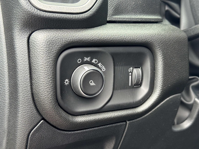 New 2026 Ram 1500 Tradesman 4x2 Crew Cab 5'7 Box  in ,  18