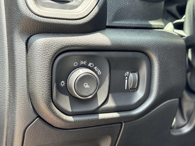 New 2026 Ram 1500 Tradesman 4x2 Crew Cab 5'7 Box  in ,  17