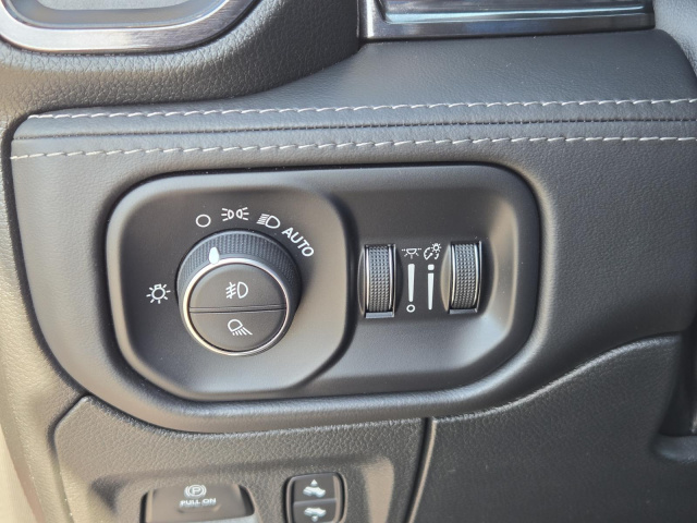 Used 2023 Ram 1500 Limited 4x2 Crew Cab 5'7 Box  in ,  19