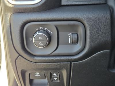 New 2026 Ram 1500 Big Horn 4x4 Crew Cab 5'7 Box  in ,  18