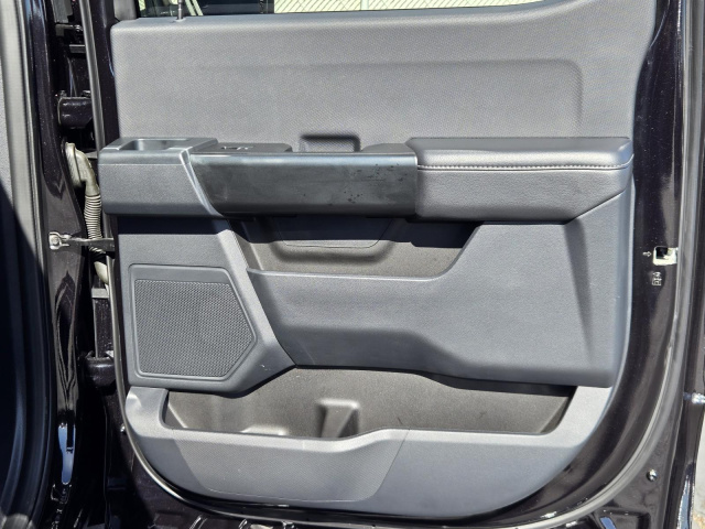 Used 2025 Ford F-150 STX 2WD SuperCrew 5.5' Box  in ,  29