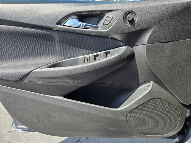 Used 2019 Chevrolet Cruze 4dr Sdn LT  in ,  19