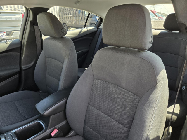 Used 2019 Chevrolet Cruze 4dr Sdn LT  in ,  22