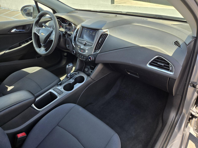 Used 2019 Chevrolet Cruze 4dr Sdn LT  in ,  30
