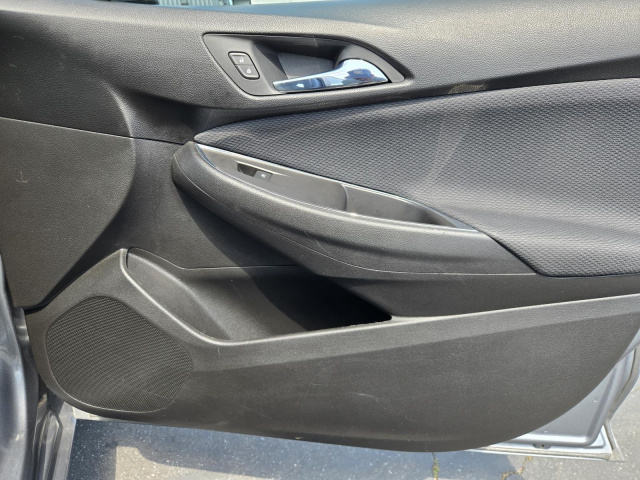Used 2019 Chevrolet Cruze 4dr Sdn LT  in ,  33