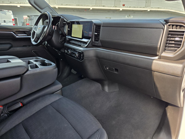 Used 2022 Chevrolet Silverado 1500 4WD Crew Cab 147 LT w/1LT  in ,  29