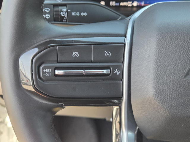 Used 2025 Chevrolet Colorado 4WD Crew Cab Trail Boss  in ,  16