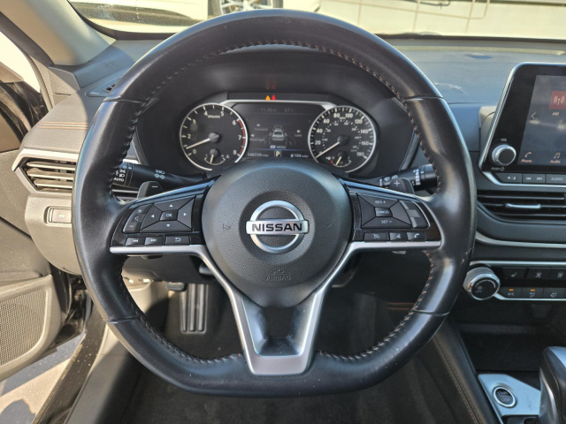 Used 2021 Nissan Altima 2.0 SR Sedan  in ,  16