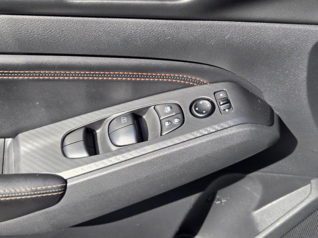 Used 2021 Nissan Altima 2.0 SR Sedan  in ,  21