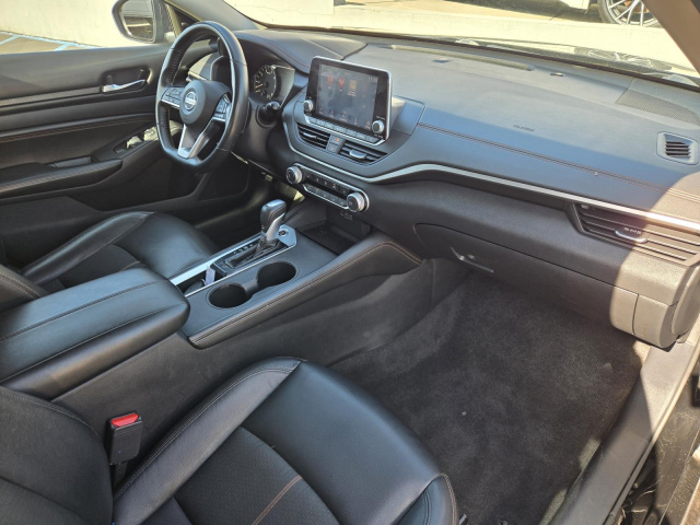 Used 2021 Nissan Altima 2.0 SR Sedan  in ,  31