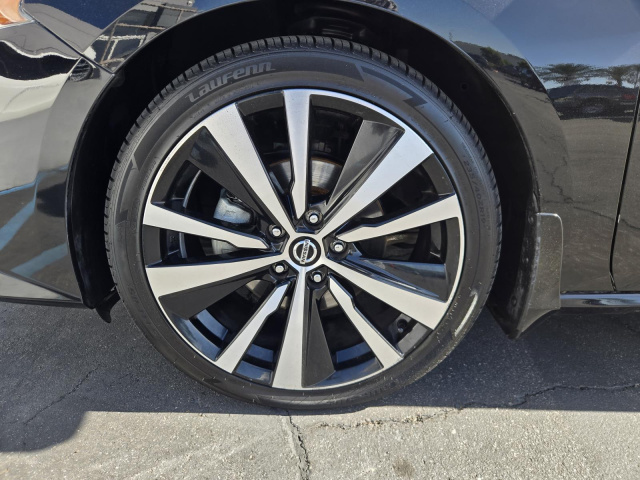Used 2021 Nissan Altima 2.0 SR Sedan  in ,  35